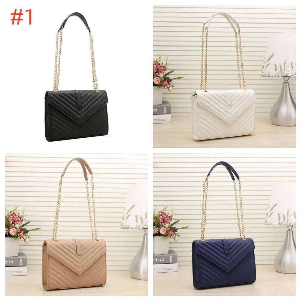 Fashion Women Luxuys Cossbody Bag Famous Classical Designe Messenge Lady Coss Body Bags Handbag Female Tote Satchel Puse Black Gold Silve Chain PU