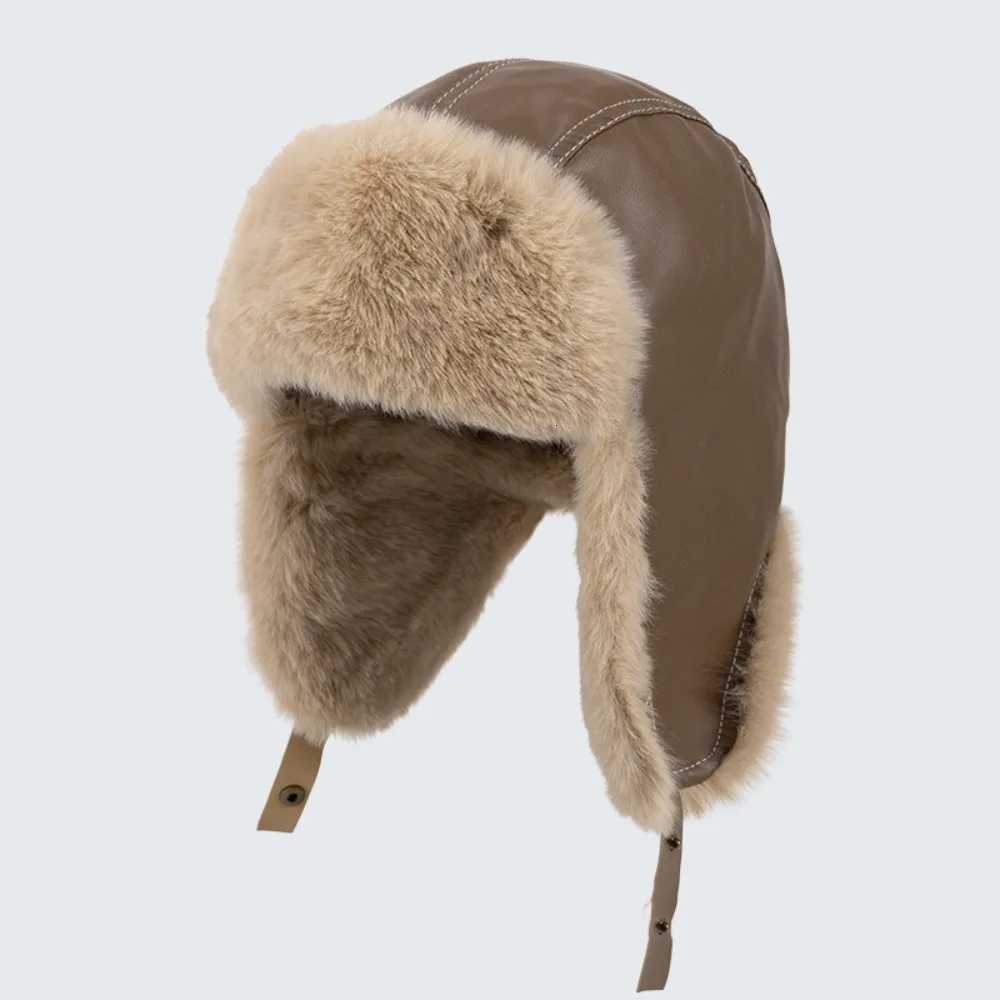 Trapper Hats Fashion Pu Leather Winter Pilot Hat Beanie Caps Anti Fog Cycling Lei Feng Hat Velvet Cold Proof Warm Ski Hat WinterT261017