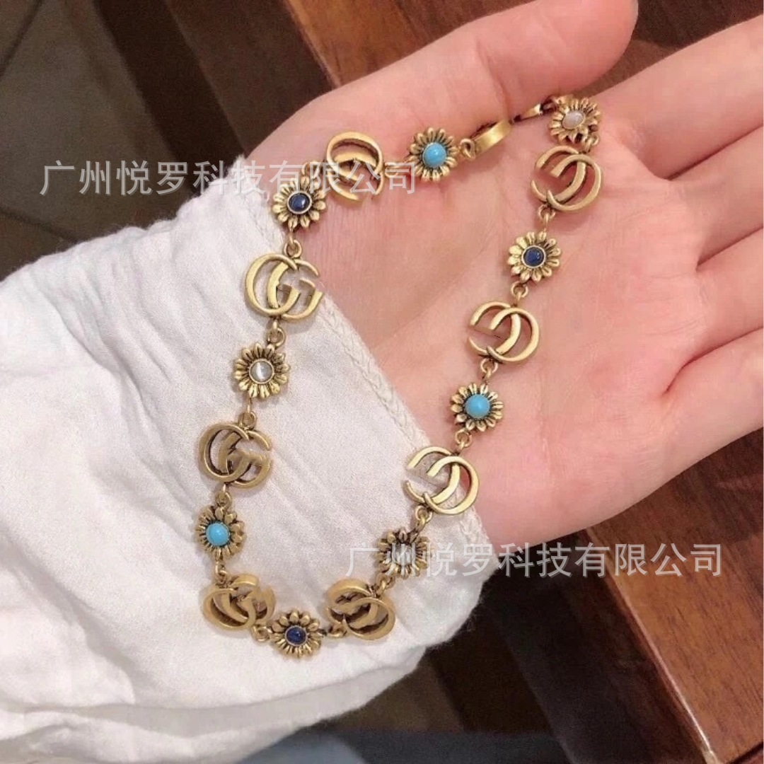 Designer Jewelry gg necklace letter daisy turquoise necklace for women with tiger head and tail clasp collarbone chain gg Necklace