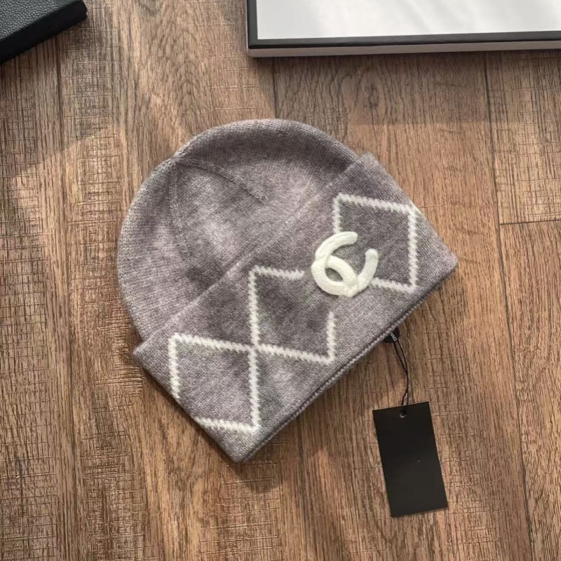 Premium Women Luxury Knit Beanie, Winter Warm Wool Blend Hat With Geometric Cuff, Embroidered Logo Fashion Cap With Gift Box