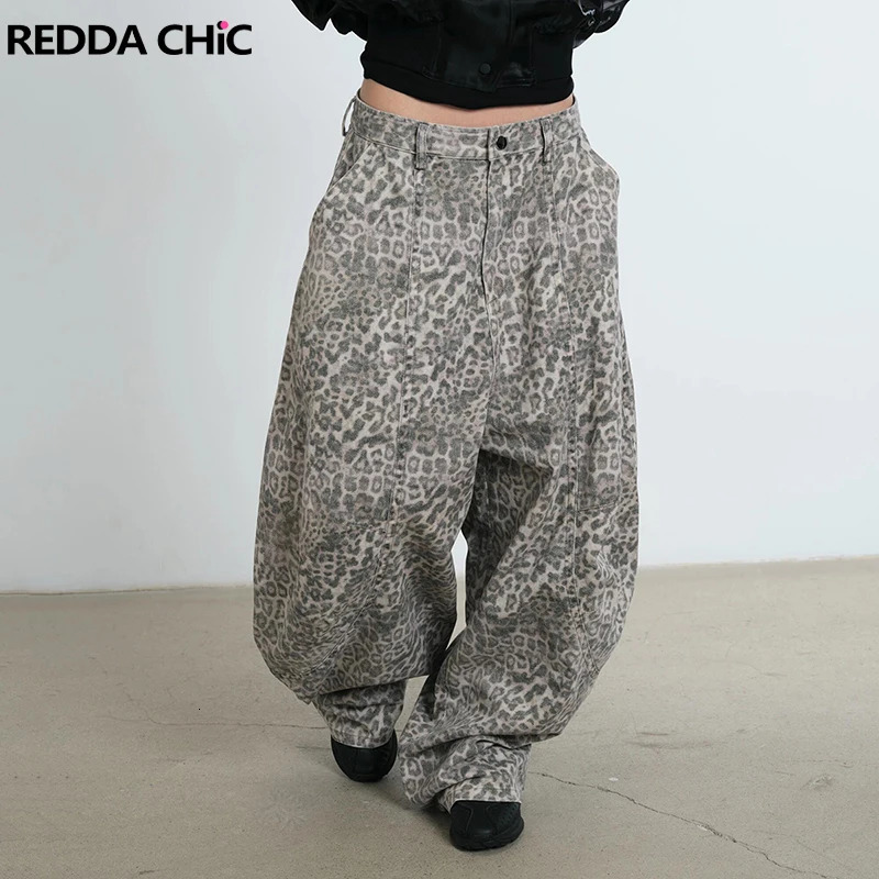 REDDACHiC Snow Leopard Barrel Women's Jeans Y2k Retro Print Loose Low Rise Pleats Pockets Wide Casual Pants Boyfriend Streetwear 261016