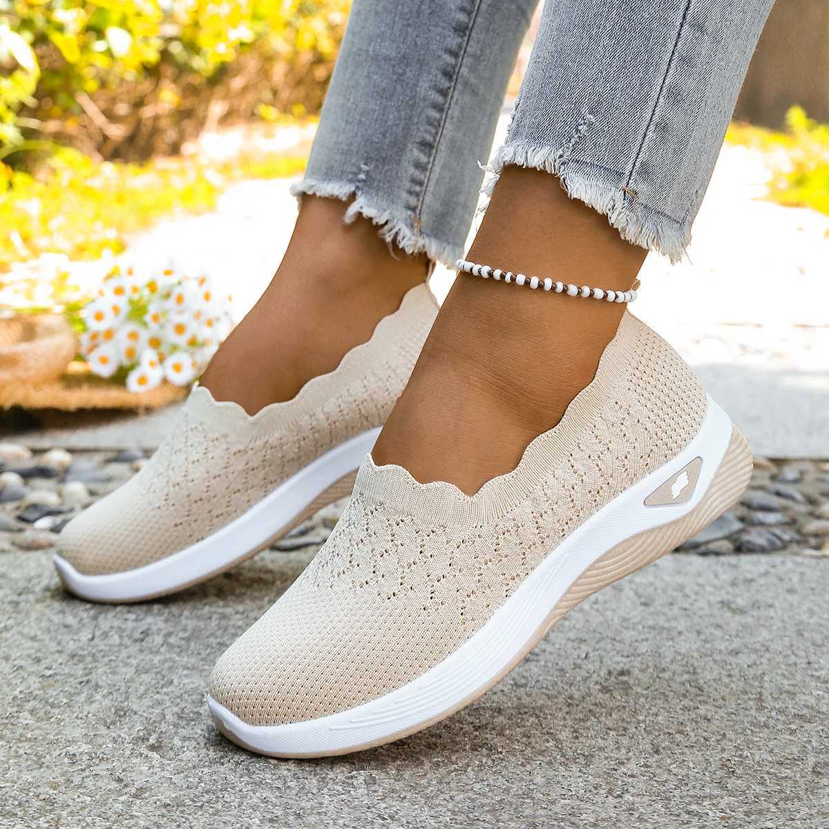 Casual Shoes Women's Comfortable Knit Slip-On Shoes Breathable Ultra Lightweight Casual Loafers Soft Sole Non-slip Walking Sneakers for Work H2