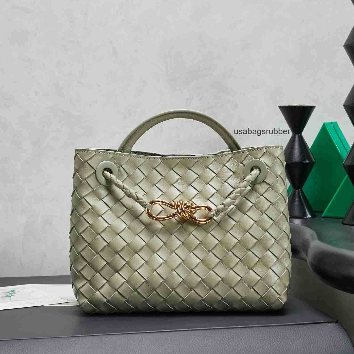 Refined Designer Style leather hand woven bag travertine green large capacity shopping basket hand held chain bag tote bag