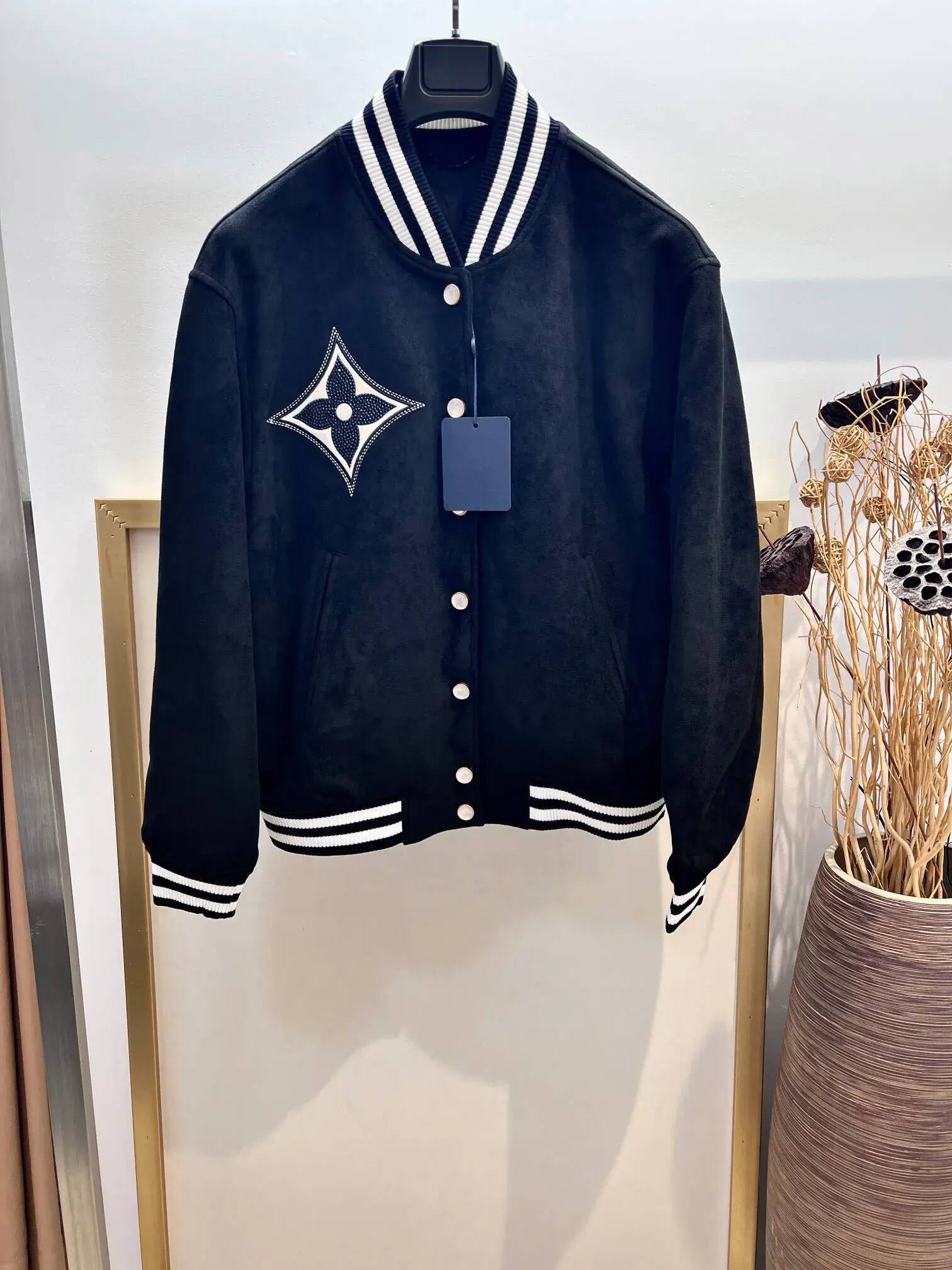 Men Short Jacket Men Outerwear Short Jacket 2026 Autumn And Winter Highend Brand Mens High Quality Suede Material US Size outerwear Baseball Collar