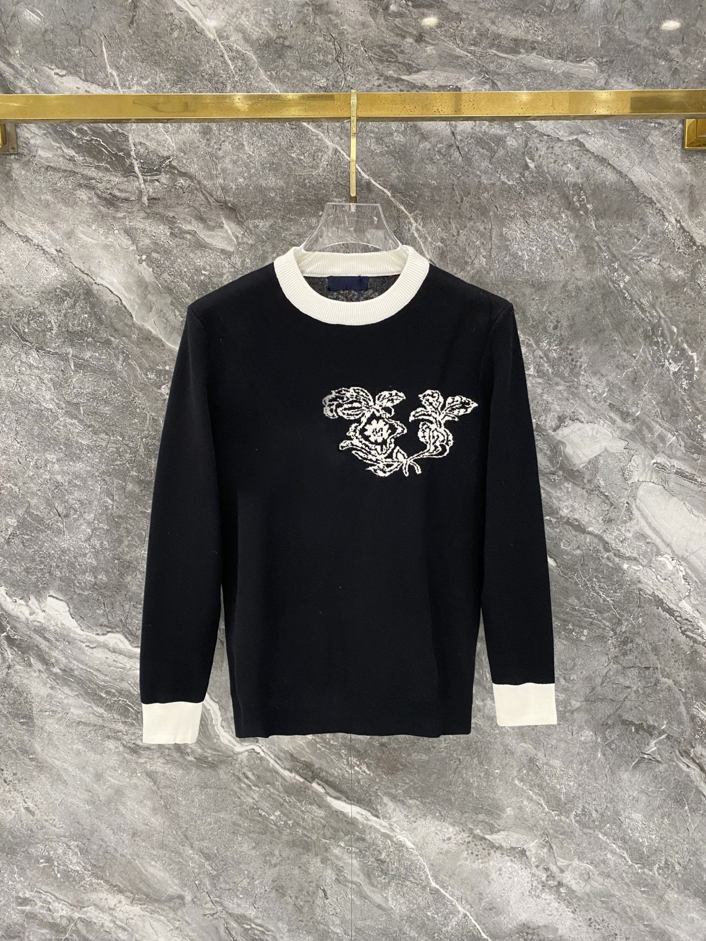 2026 Sweater Cardigan Brand Long Sleeve Knitted Sweaters Designer Elegant Cashmere Sweaters k363
