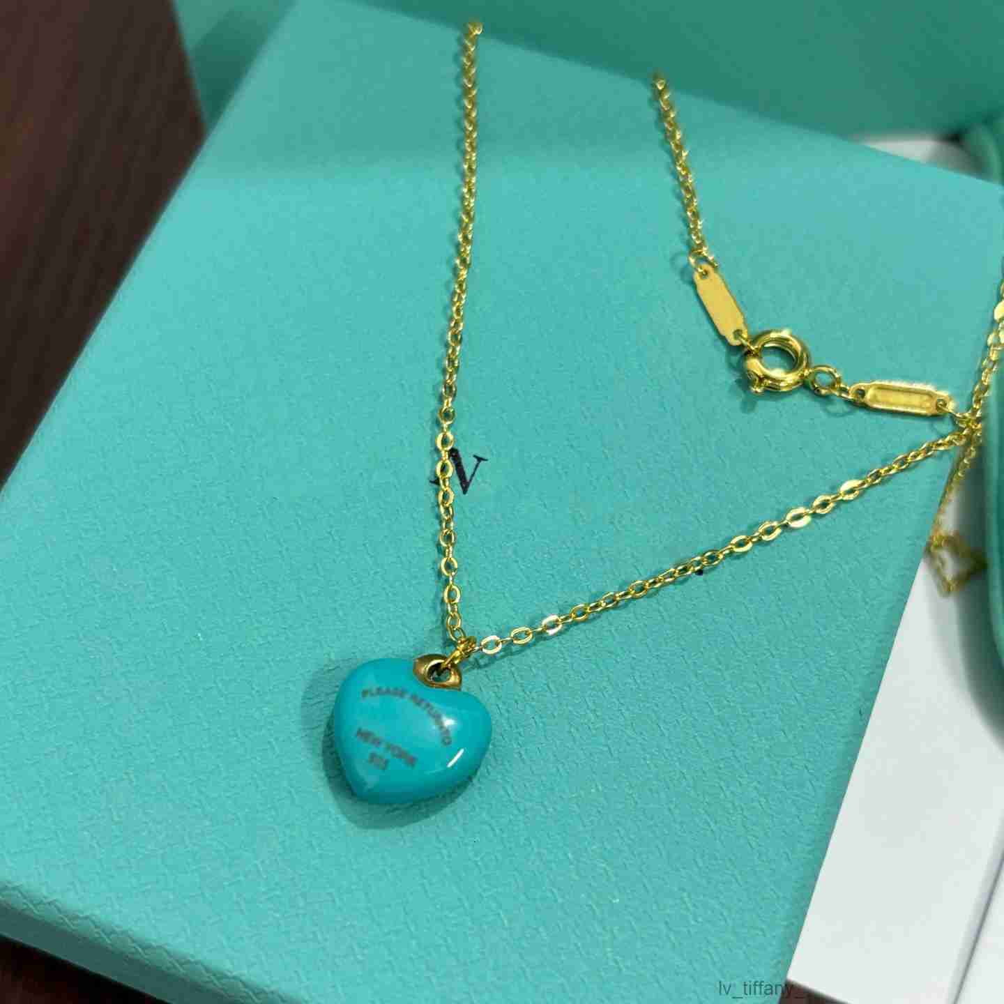 Necklace designer necklace luxury jewelry designer jewelry women love metal chain thin letter pendant charm necklaces Christmas Day gift wedding bra