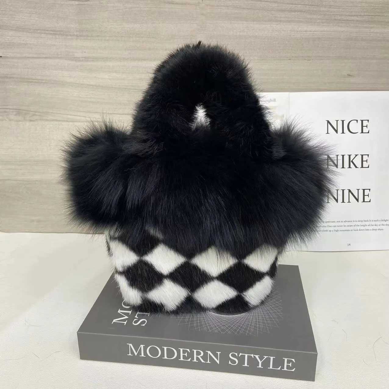 Evening Bags Totes Real Fox Fur Bag Woman Crossbody Bags Ladies Furry Casual Fur Handbag Shoulder Bags Clutch Bag Fuzzy Evening Party Bag H261016