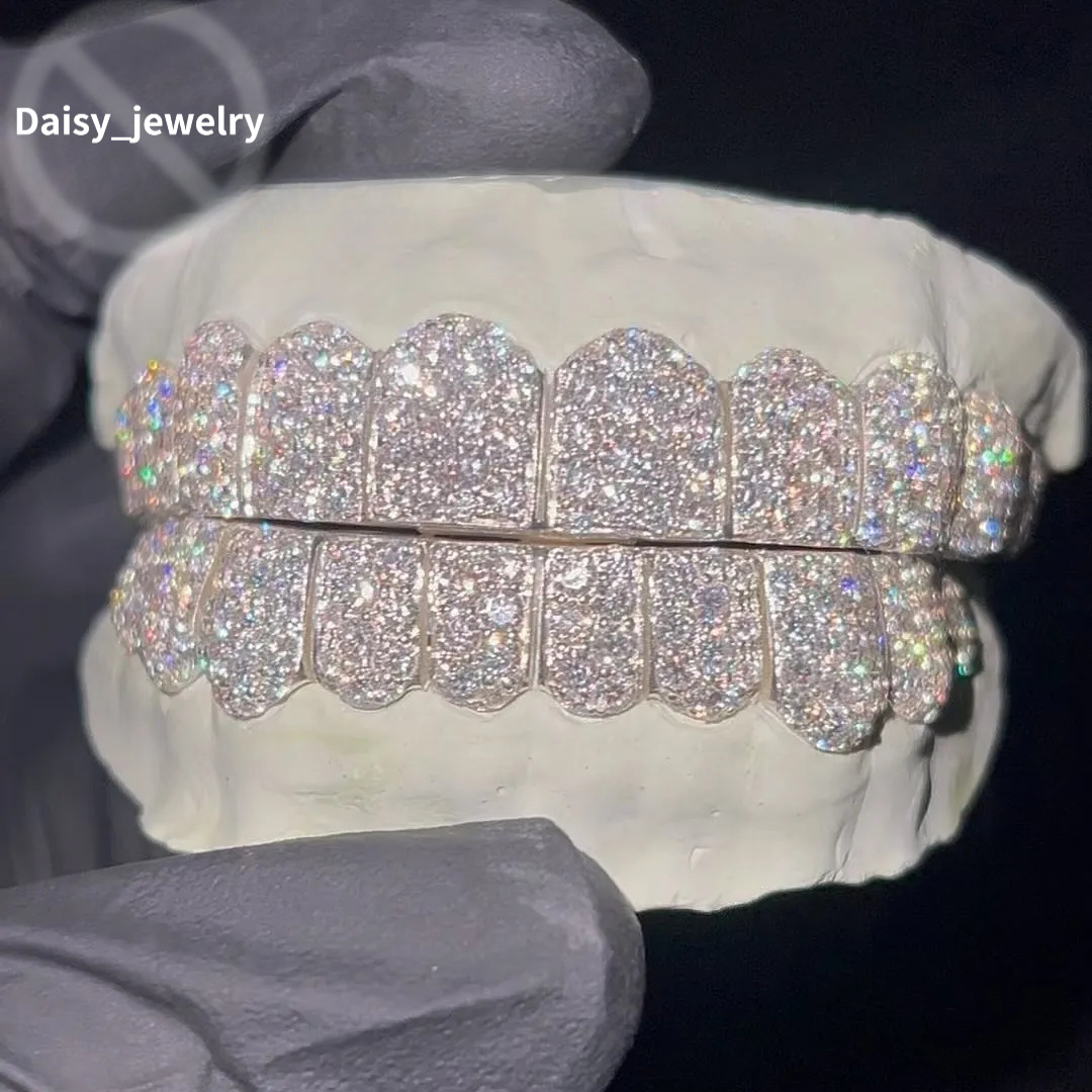 Custom Dental Grills Iced Out 925 Silver Hip Hop Jewelry Prong Setting Regular Sculpt Vvs Moissanite Diamonds Teeth Grillz