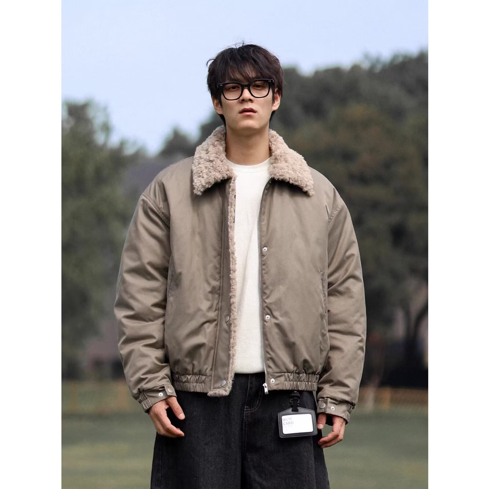 Retro-Style, Distressed, Oversized, Deconstructed Quilted Cotton Jacket With A Faux Fur Collar, Designed For Both Men And Women Makoufei