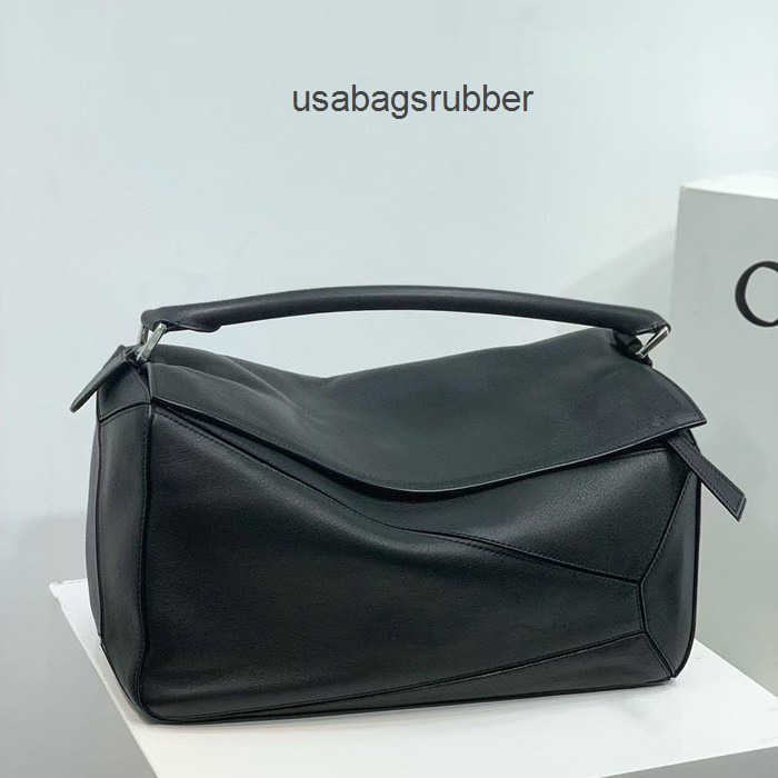 Designer Style Multi Panel Leather Handbag Light Weight Shoulder Bag No Extra Burden While Carrying