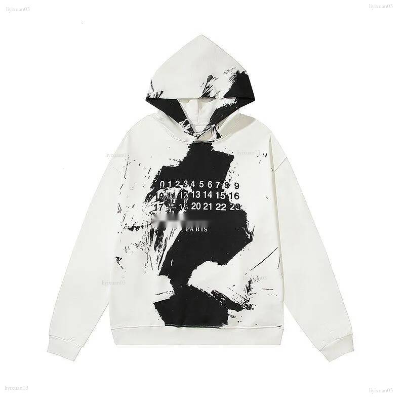 Designer Brand Men Sweatshirt High Street Hiphop Harajuku Rock Classic Digital Calendar Graphic Tee Margeilalies hoodie Hoodie e03 f9a