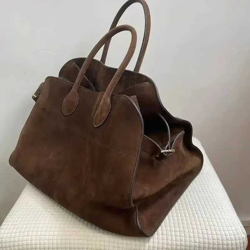 Evening Bags Ladies' Top-handle Bag Feel Niche Design Large Capacity Vintage Commute Handbag For Autumn/winter Season H261016