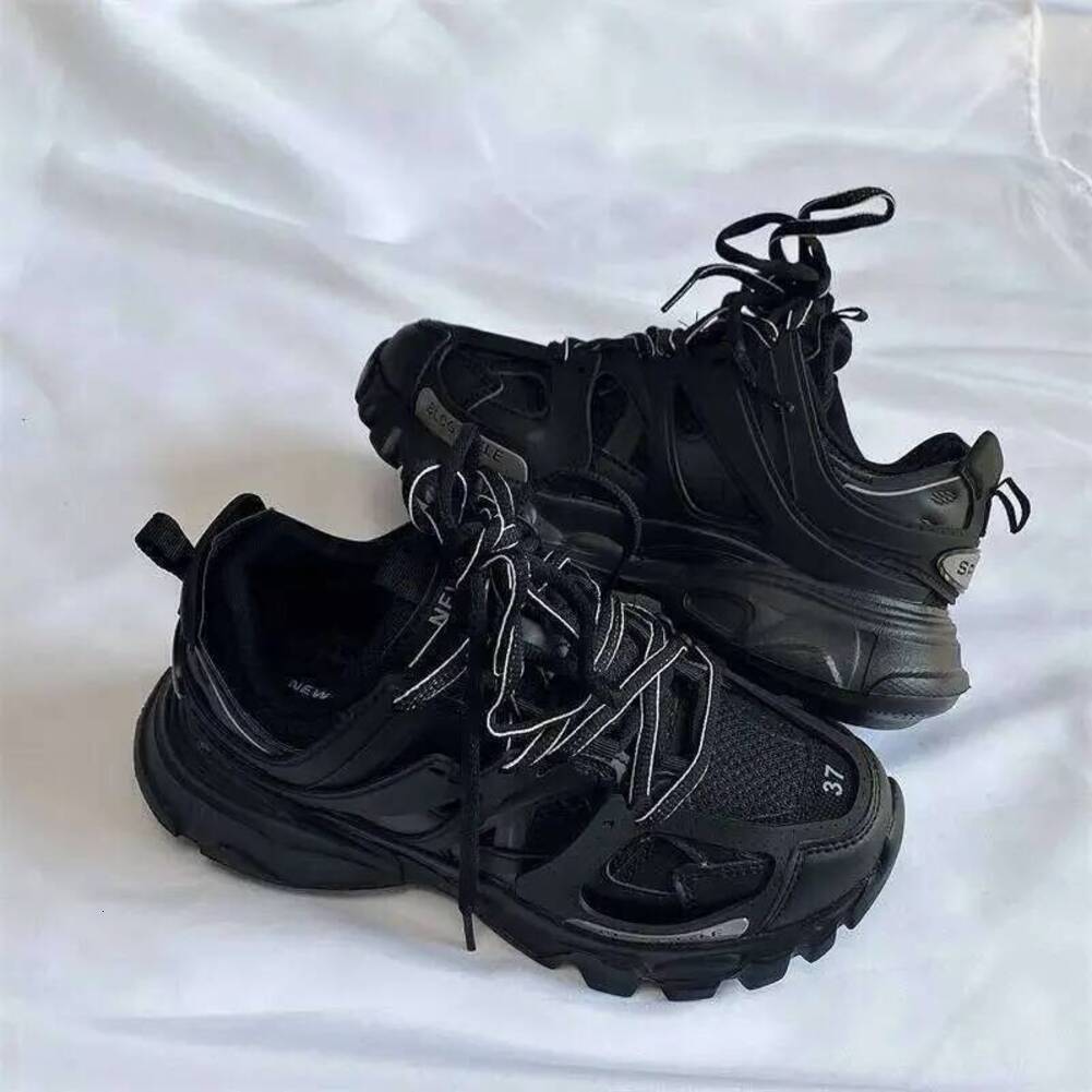 Professional Sports Shoes Brand Breathable Anti-slip Design Black Chunky Sneakers Unisex Fashion New Men's Dad Trendy Casual For Girls And Boys