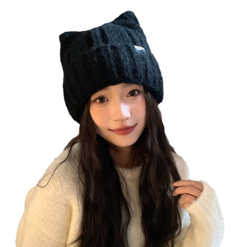 2023 Korean Style Autumn New for Women Fashion Letter Logo Cute Bear Knitted Wool Winter Warm Pullover Hat