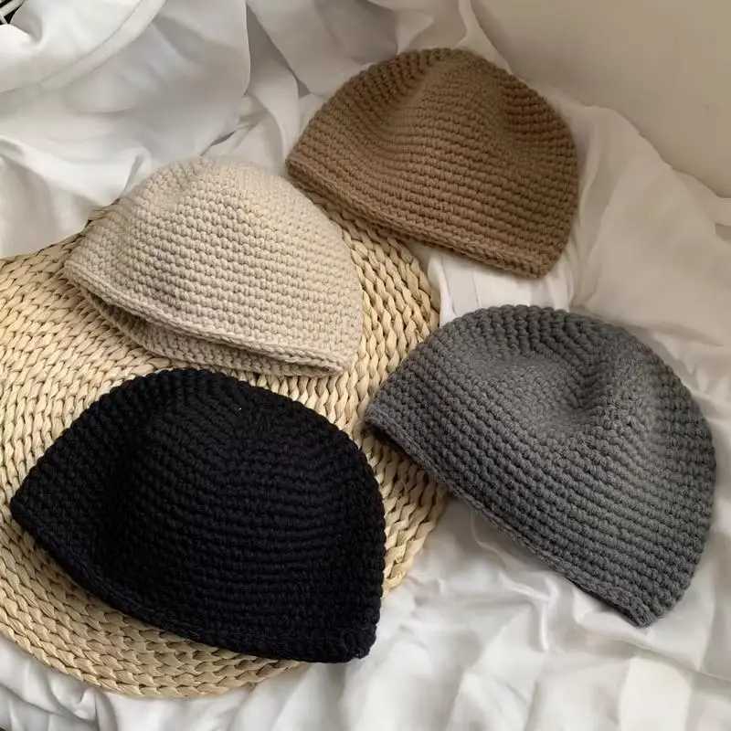 Beanie/Skull Caps Winter Warmth Unisex Knitted Hat Thick Thread Handmade Edging Baotou Hat Short Autumn and Winter Cold-proof Warm Hat Q261017