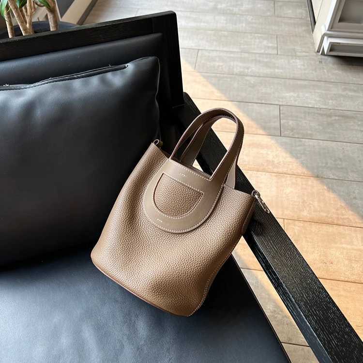 Evening Bags 2025 New Women Togo Head Layer Cowhide Bucket Bag Handbag Shoulder Crossbody Pig Nose Vegetable Basket Hand Bill Genuine Leather H26101