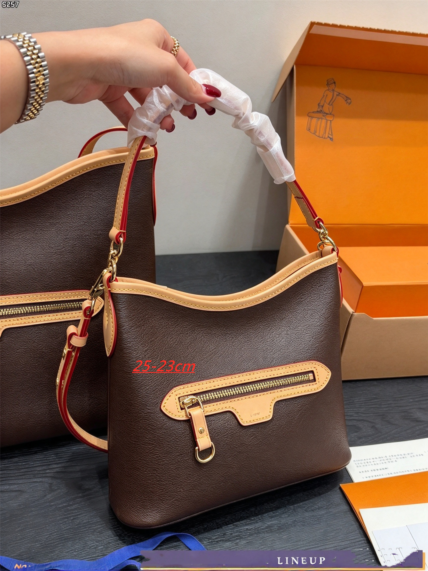 Top quality Designer Crossbody Bags for Women mini Boston Pillowcase Makeup Shell Bag Tote Camel Bucket Moon Basket Evening Party Bag Postman bag fr