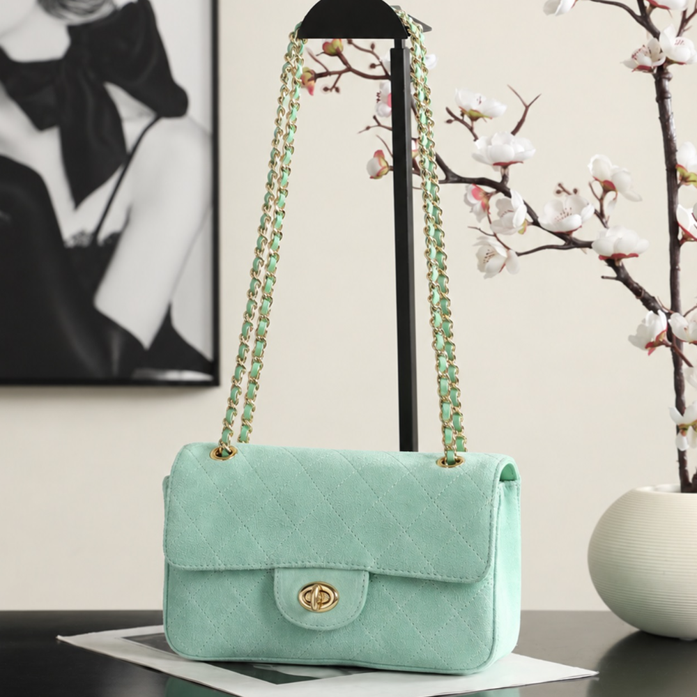 Quilted Mini Flap Bag Pebbled Calfskin Chain Shoulder Crossbody Turn Lock Chic for Daily Outings Top-Tier Designer New Arrival