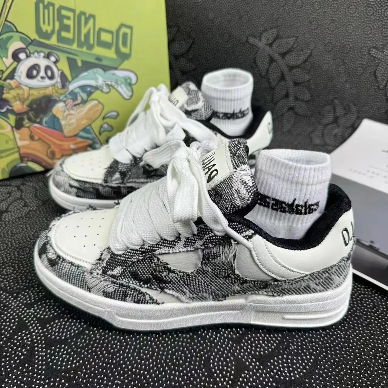 Men Shoes Beautiful Breathable New Free Shipping Designer Men Women Casual Pink Blue Platform Shoes Breathable Mens Womens Pretty Sneakers Trainers