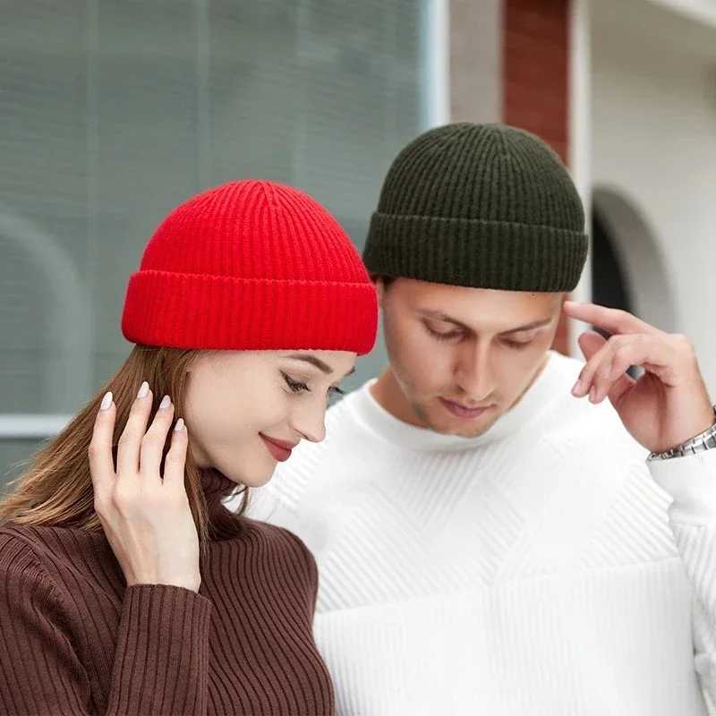 Beanie/Skull Caps Knitted Hat for Men Women Caps Wool Fashion Simple Warm Skullies Beanies Solid Autumn Winter Beanie Cap Trendy StyleT261017