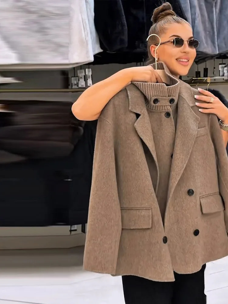 Women Wool Blend 2 Piece Set Notched Lapel Double Breasted Blazer Stand Collar Button Vest Winter Fashion Loose Short Suit 261016