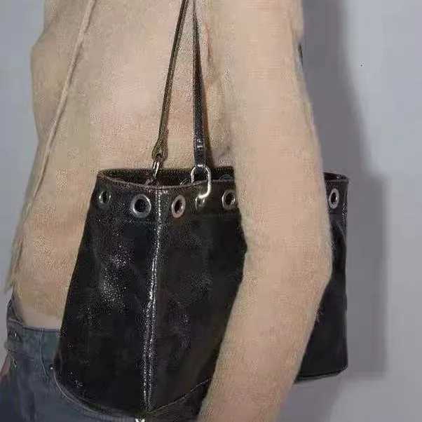 Evening Bags pain niche practical commuter tote bag with cracked leather single shoulder and crossbody design black women's bag H261016