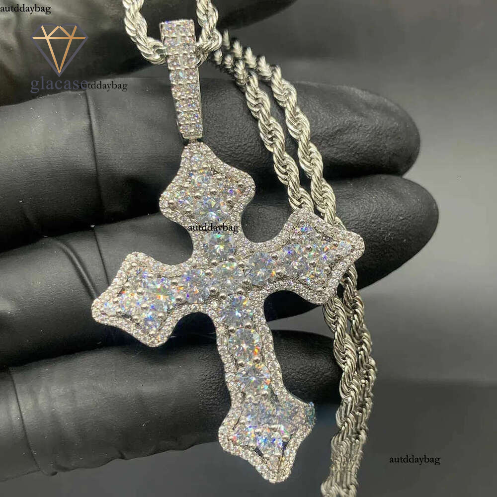 Men Hip Hop Jewelry Personalized Custom VVS Moissanite Iced Out Sterg Sier Rapper cross Pendant