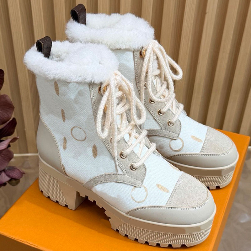 Laureate Platform Desert Boot Designer Womens Old Flower Canvas Plush Snow Boots Plush Flanged Shoe Openings Thick High Heels Sawtooth Bottom Lace B