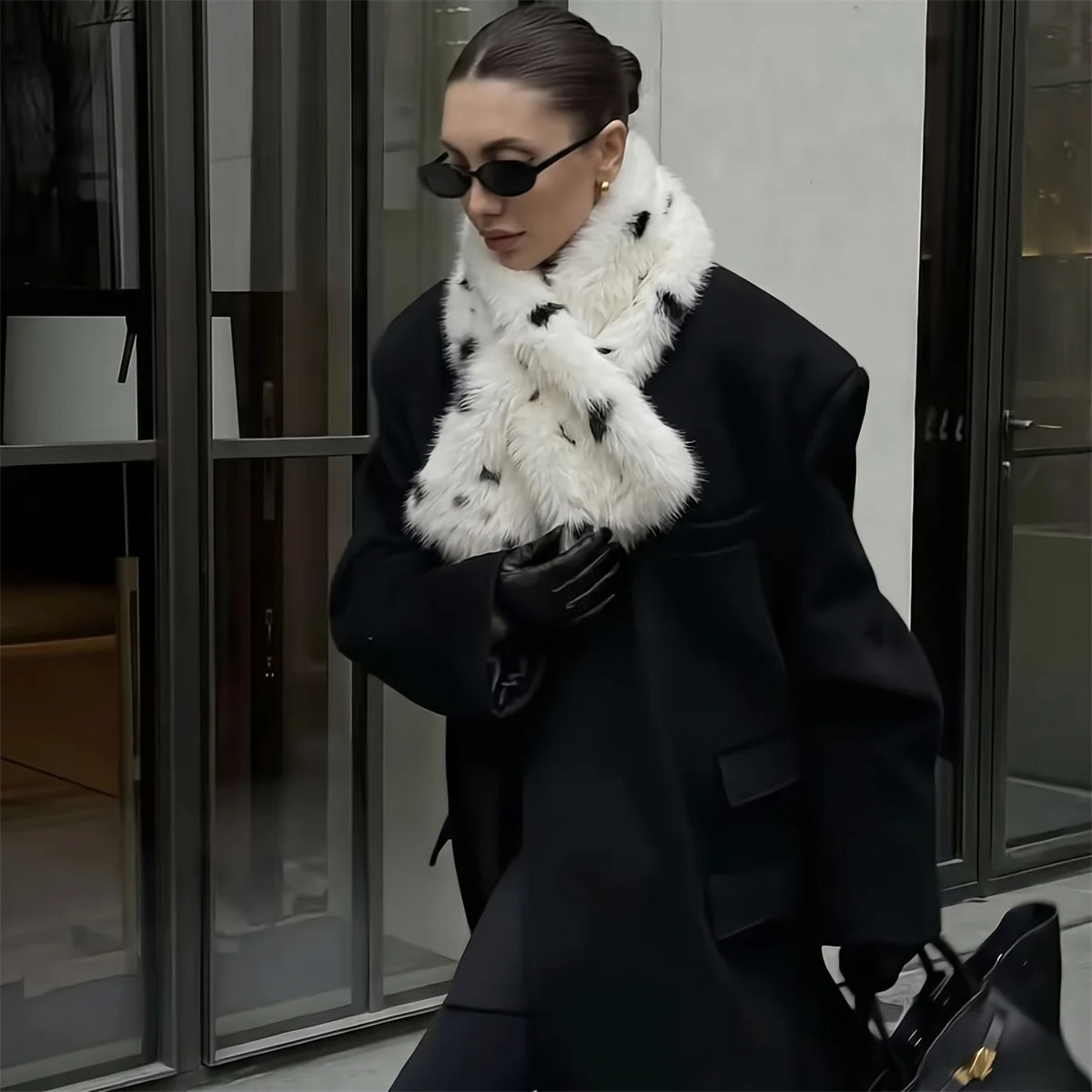 Ladies Faux Fur Scarf Soft Fluffy Dot Pattern Neck Wrap Winter Trendy Plush Scarves for Daily and Festival Wear and Gift 261017