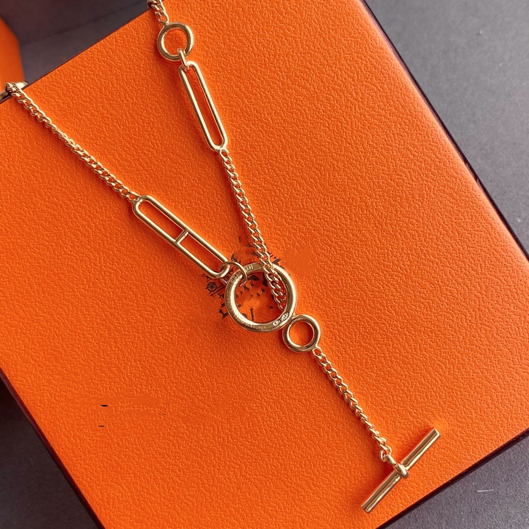 Necklaces women's Designer necklaces for woman luxurious necklace Pendant jewelry - lightweight luxury high-profile thick gold H-letter enamel