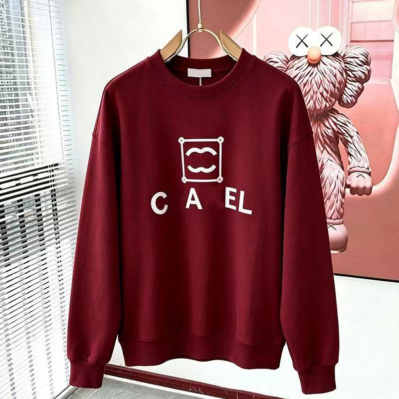Fleece sweater with winter lettering desig round-neck style long sleeves printed design unisex casual and stylish, versatile and easy to pair with o