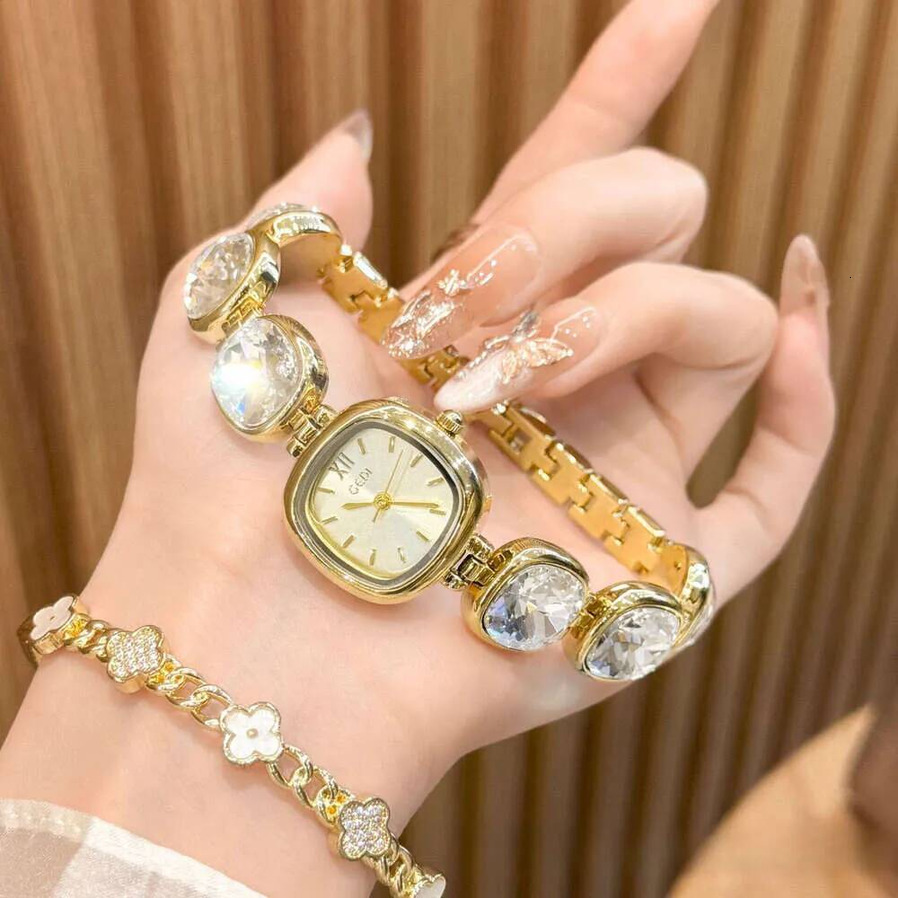 omen Wrist Watch Luxury Women's quartz Diamond Encrusted Waterproof Quartz Bracelet Watch In Japan And Korean Style Ladies ljh123