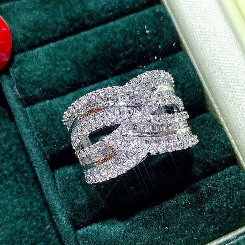 Huitan Cross-Border New Luxury European And American Style Women's Ring, Full Of Diamonds With Micro-Paved Zirconia, Perfect For Prom