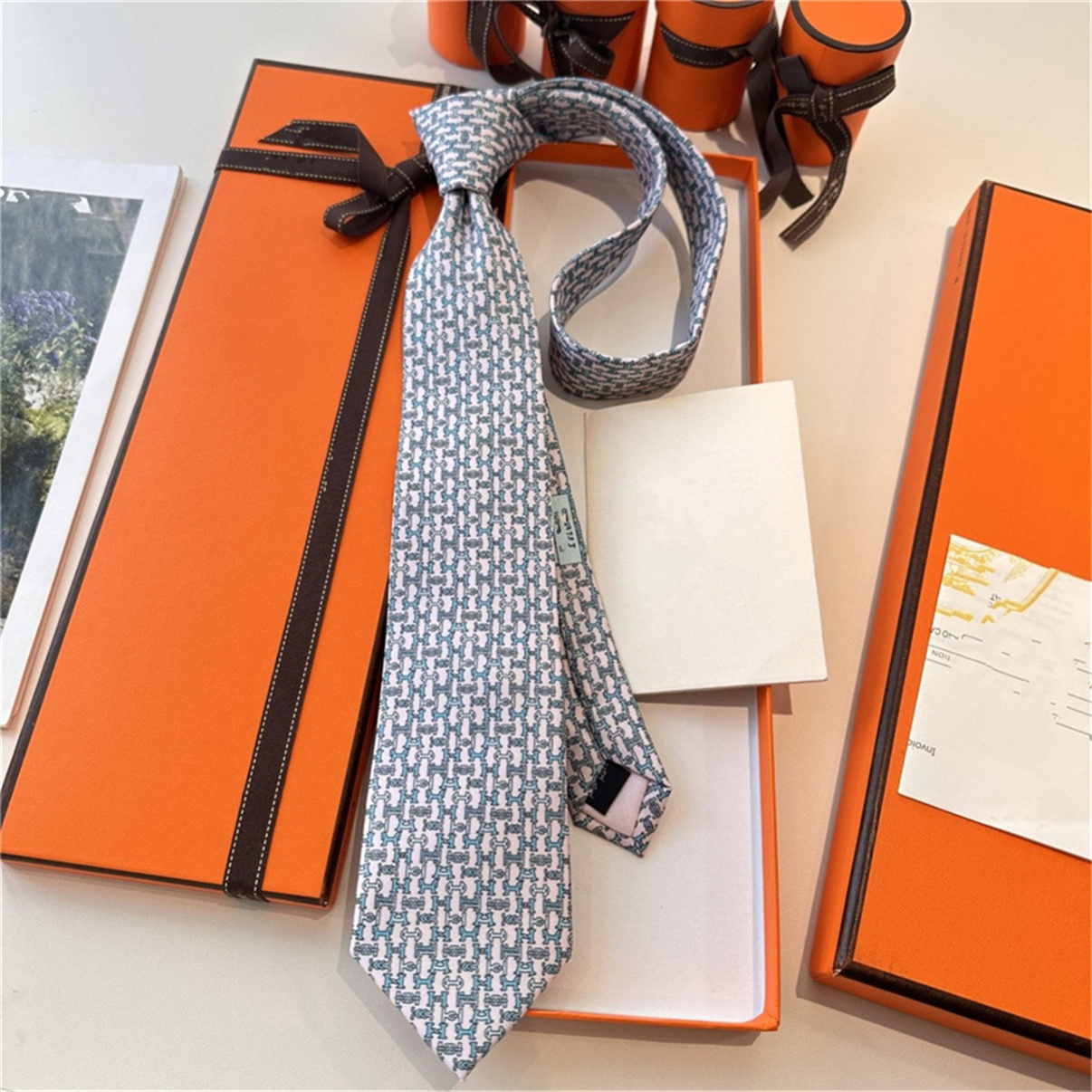 SS Neck Ties box New Mens Printed 100% Tie Silk Necktie black blue Aldult Jacquard Party Wedding Business Woven Fashion Design Tie 0936