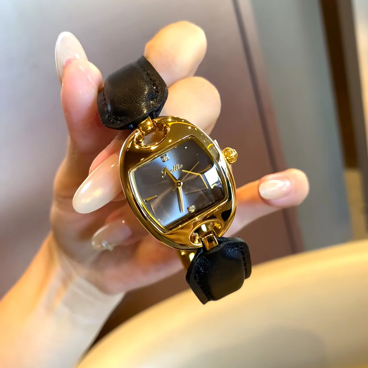 Designer exquisite ladies' wristwatch is latest popular women's watch leather strap bracelet design half-bangle style wristwatch unique hi