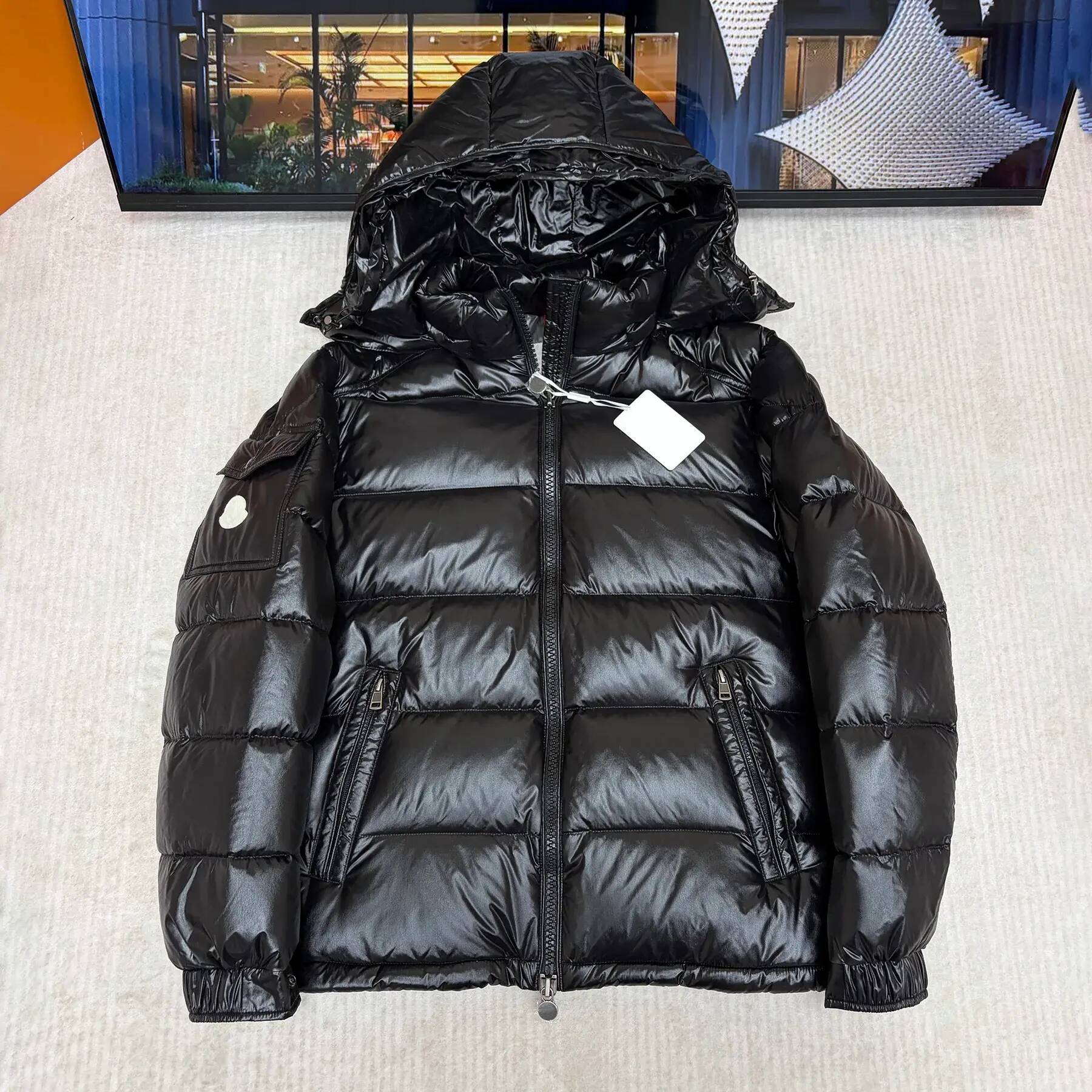 Men Down Jacket High Quality Designer Men's Outerwear Glossy Hooded Jacket Outdoor puffer Warm Goose Down Coat Unisex For Men And Women Coat