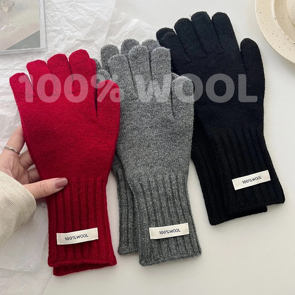 100% Wool Gloves Lady Touchscreen Finger Hole Winter Autumn Women Warm Wrist Length Classic Knitted Gloves Female Mitten 261017