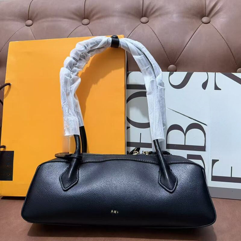 Alaiia Tote Designer Wallet Women Luxury Shoulder Sac De Luxe Black Wine Red East West Grained Leather Zip Top Long Handle Alia Bag Retro Commuter