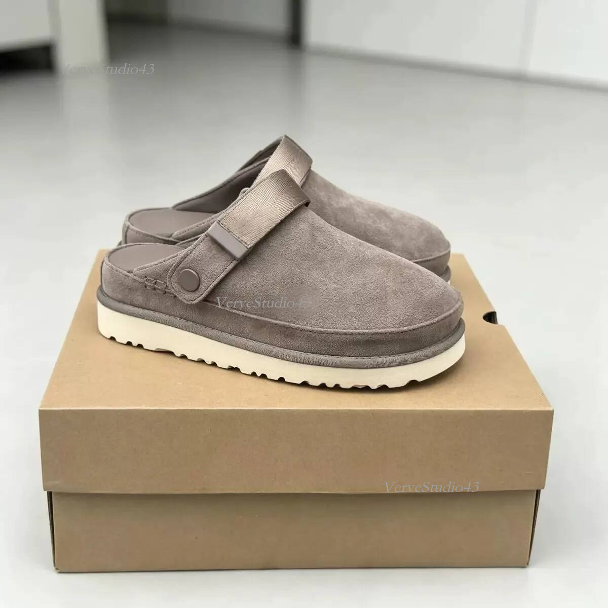 Designer uggswomens Uggswomens Boots Tasman Man Tazz Slippers Sheepskin Fur Australia Mustard Seed Ultra Mini Platform Boot Slip on Cowhide 04b