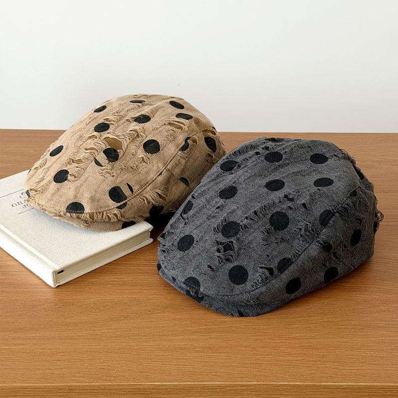 Koreanstyle plaid octagonal new autumn/winter collection large size painter's hat retro Hong Kong style leather brim newsboy cap