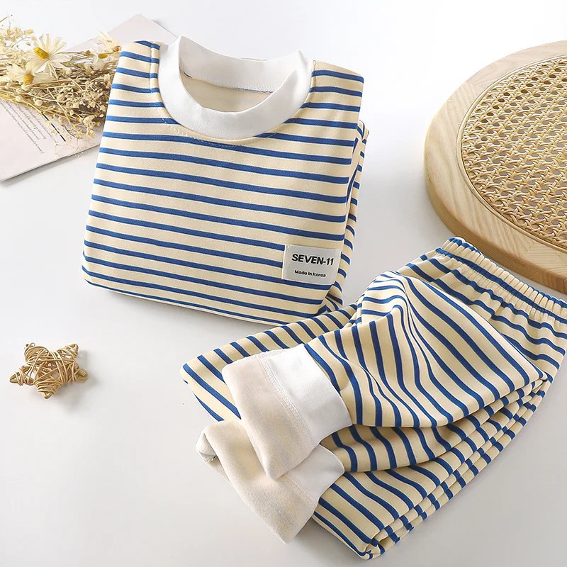 Children's Home Clothing Autumn and Winter Warm Clothes Girls' Long Sleeved Top with Plush Bottom Boys' Top and Pants Set 261015