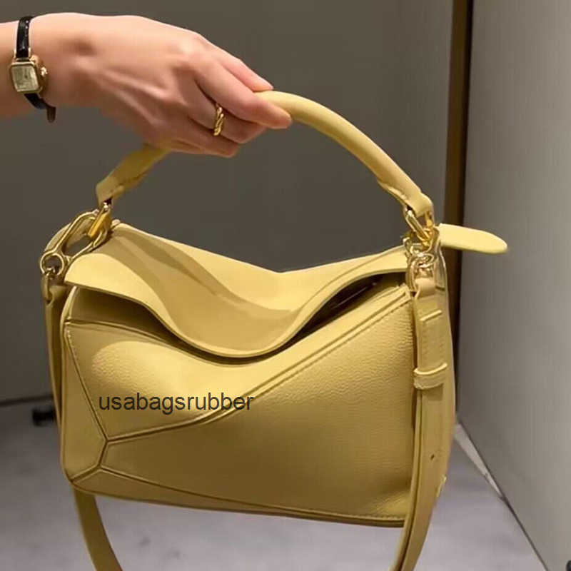 Minimalist Designer Style 2026 New Model Diamond Pattern Mini Geometric Bag Patchwork Leather Women's Bag Shoulder Crossbody Handbag Large Pill