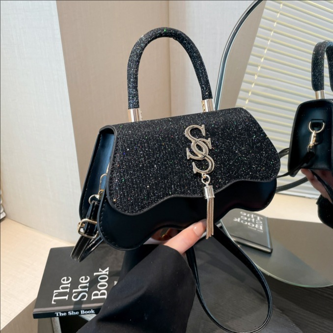 Cross-border simple and stylish new fashion trend retro underarm small square single shoulder crossbody bag, solid color women's bag dhmallking