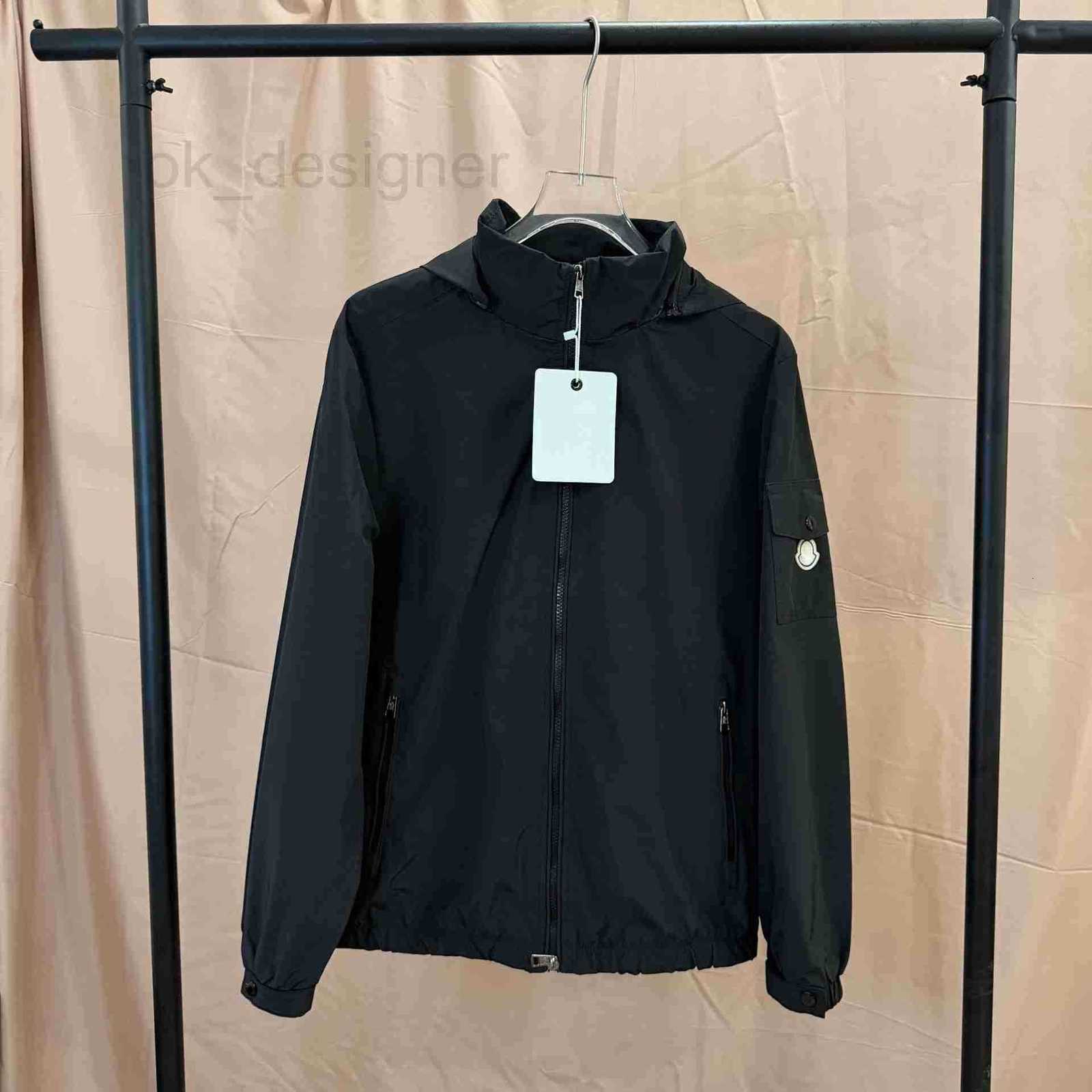 Men's Jackets Designer M brand classic hooded windproof jacket with a stand-up collar, multiple pockets, and ribbed elastic cuffs TMYL