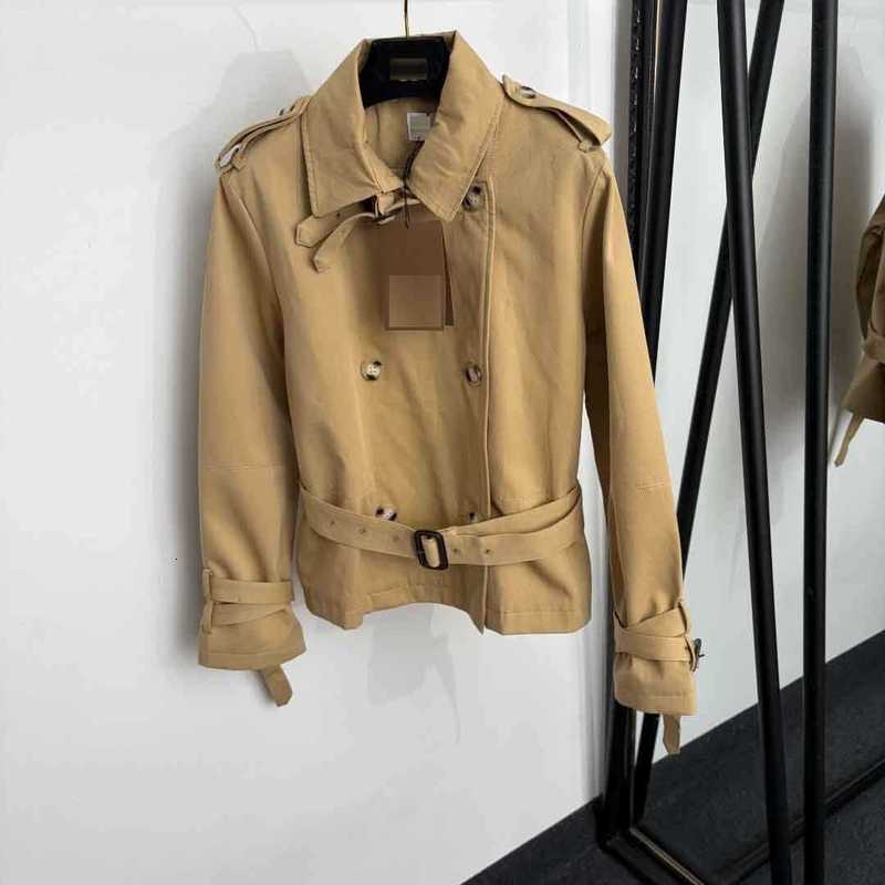 Women's Jackets Designer high-end, elegant, and stylish new double-breasted, notched-lapel, long-sleeved, short trench coat with belt