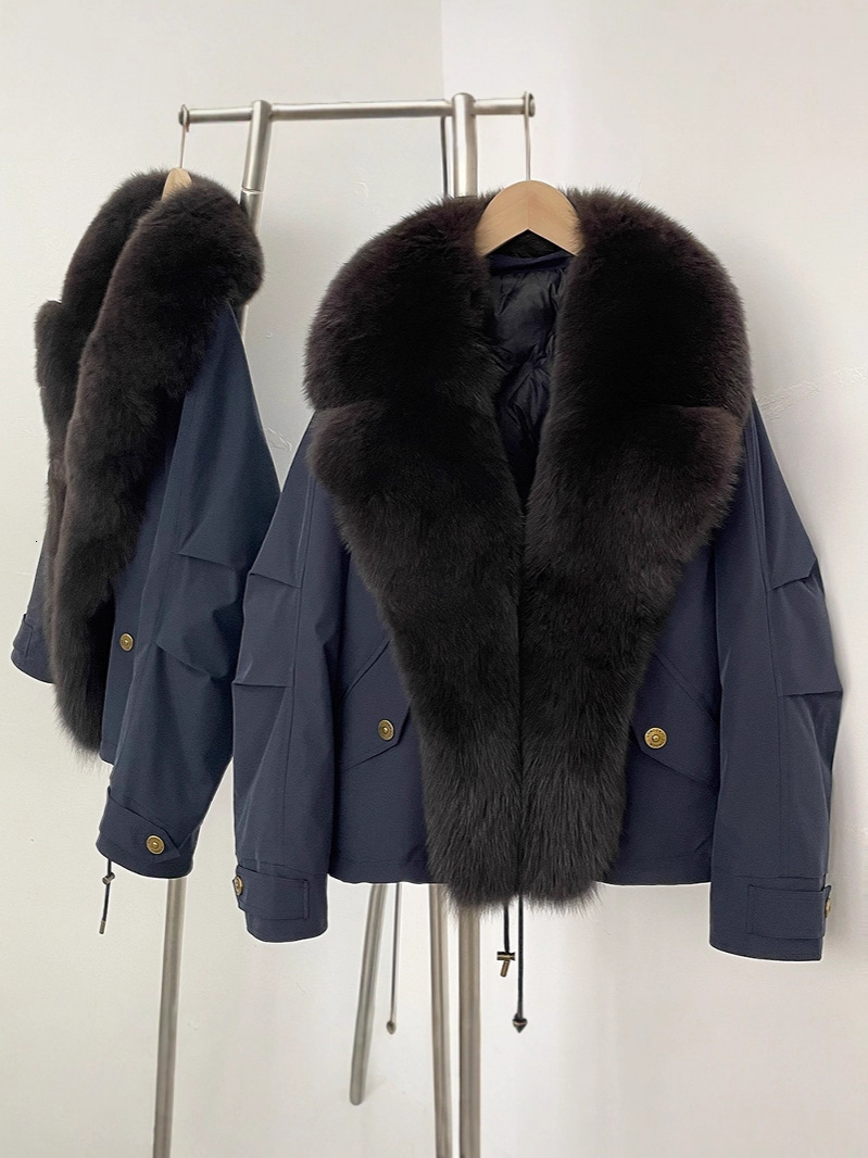 Fashionable and warm young style short parka with large fur collar for women, 2026 winter newdown jacket for women