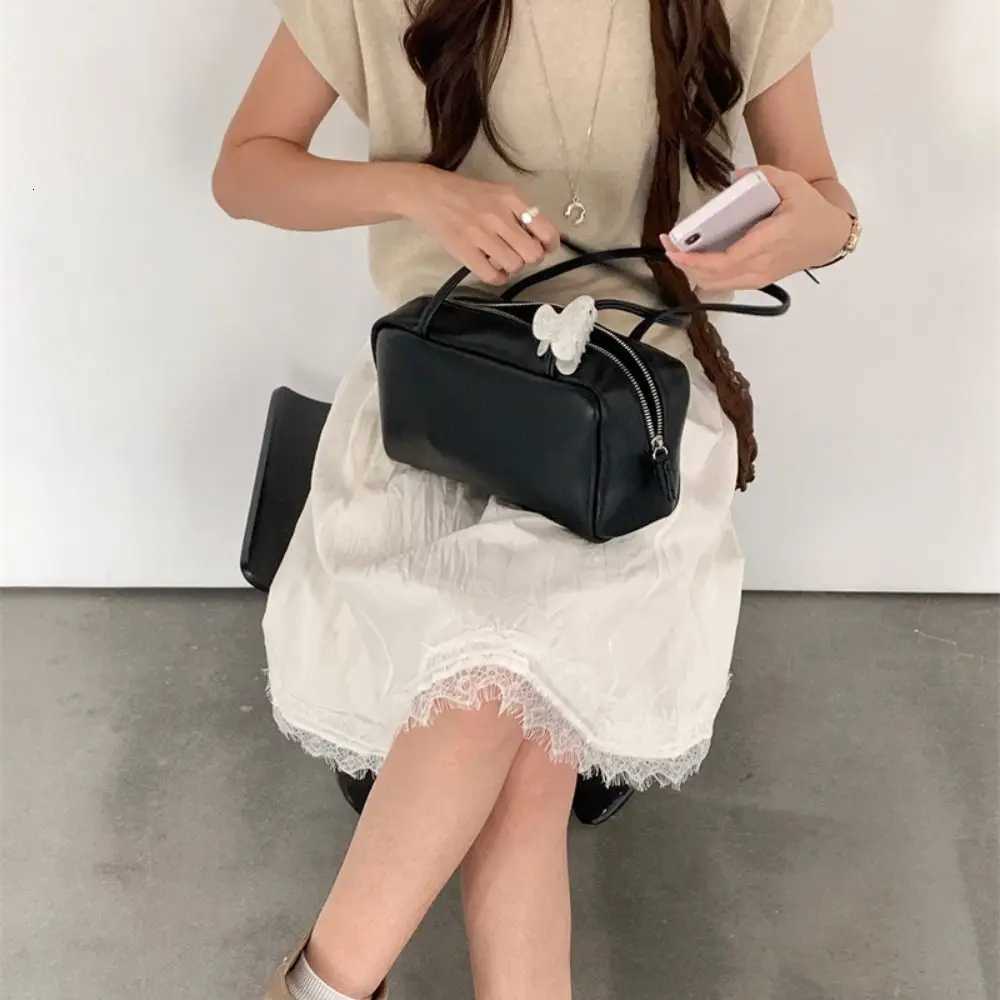 Designer Leather PU Totes Suede Portable Bost Bag Frosted PU Bowling Bag Black Korean Style Wen Handbag Outdoor J261016