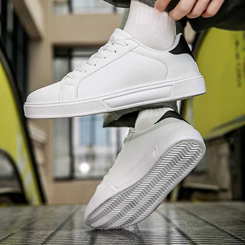 Casual Shoes Men's Casual Sneakers Running Soft Women Shoes Comfortable Casual PU Leather Shoes for Men Autumn Solid White Men Sneakers H261016