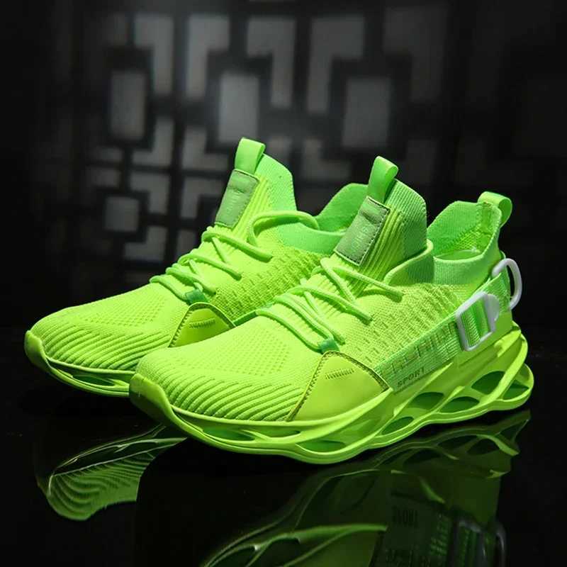 Casual Shoes Men Shoes Breathable Fashion Mesh Running Shoes Man High Quality Unisex Light Tennis Baskets Athletic 2023 Sneakers for Men H261016