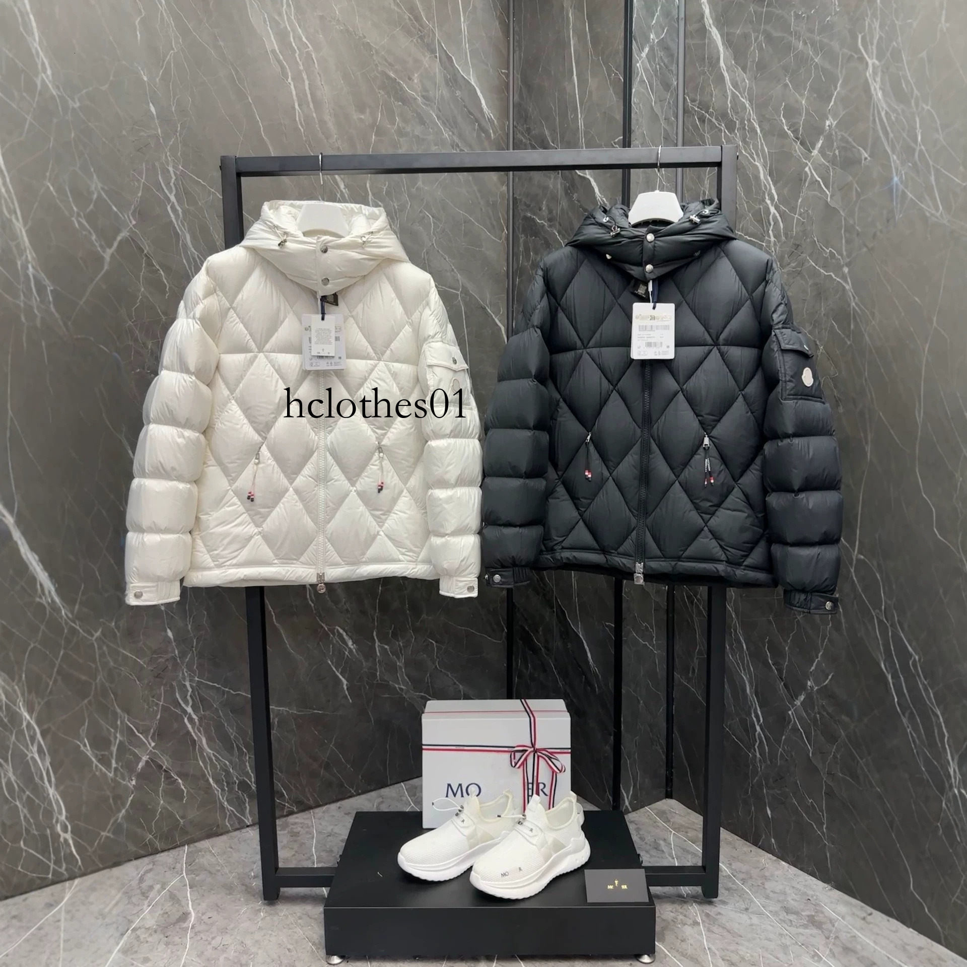 Original Averole brand, in-stock, short-style men's diamond-patterned 90% white duck down jacket